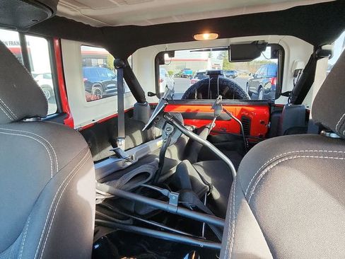 Used 2017 Jeep Wrangler Unlimited Sahara w/ Dual Top Group image 12