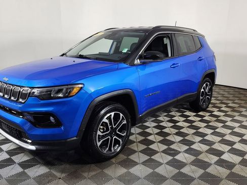 Used 2022 Jeep Compass Limited image 3