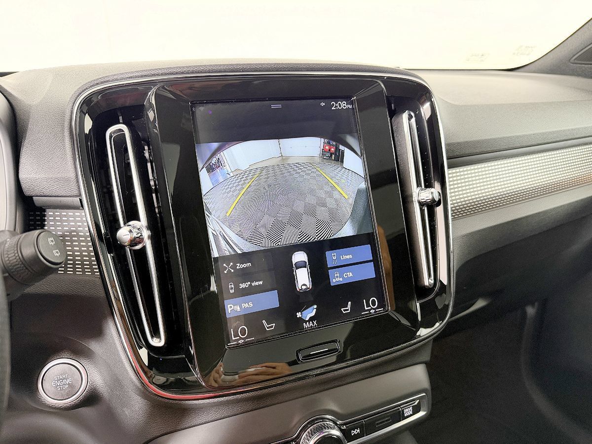 Used 2020 Volvo XC40 T5 R-Design w/ Protection Package Premier AWD/4WD image 65
