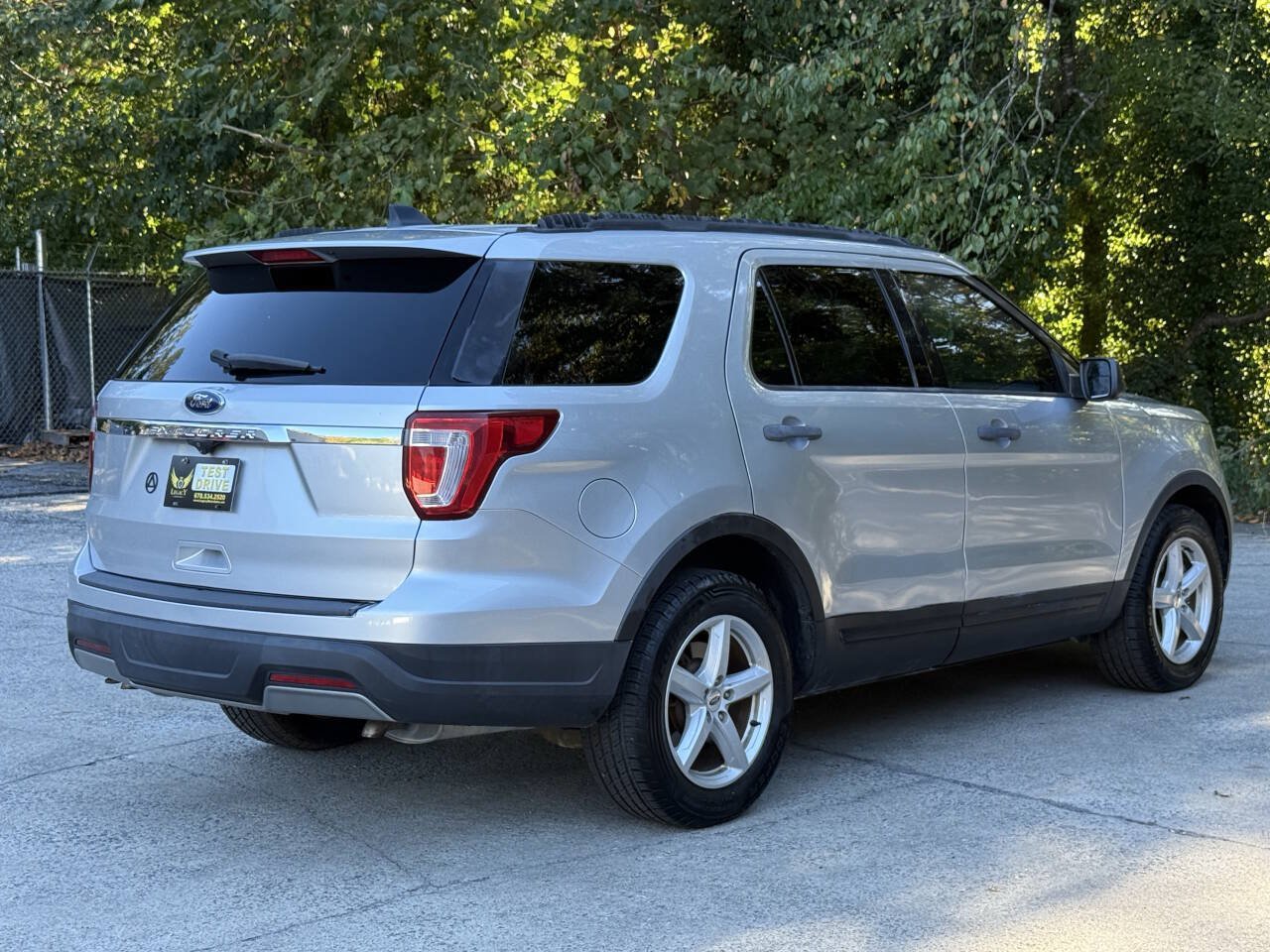 Used 2018 Ford Explorer FWD image 5