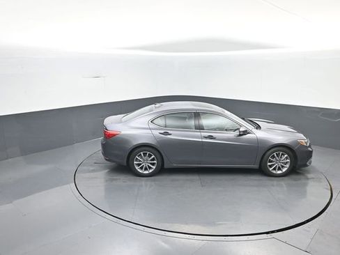 Used 2018 Acura TLX w/ Technology Package image 31