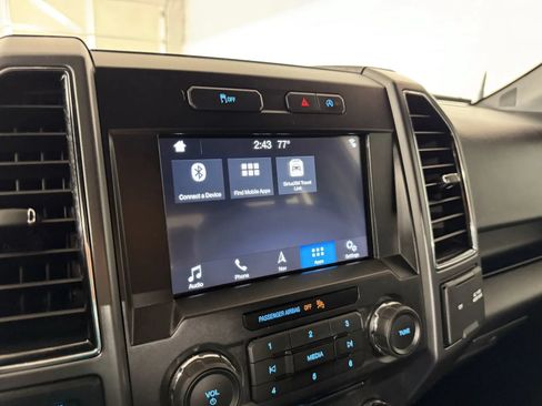 Used 2018 Ford F150 XLT w/ Equipment Group 302A Luxury AWD/4WD image 22