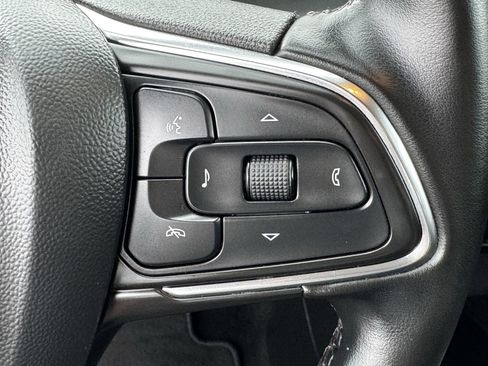 Used 2024 Buick Encore GX Sport Touring image 23