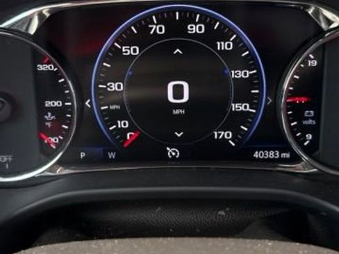 Used 2023 GMC Acadia Denali w/ Denali Ultimate Package AWD/4WD image 5
