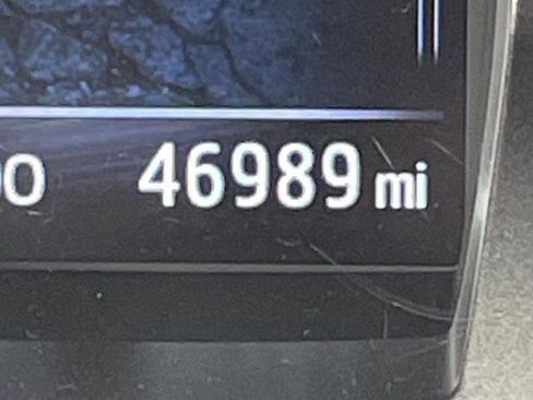 Used 2023 Toyota Tacoma Limited image 19