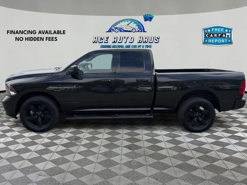 Used 2017 RAM 1500 Express w/ Black Ram 1500 Express Group image 4