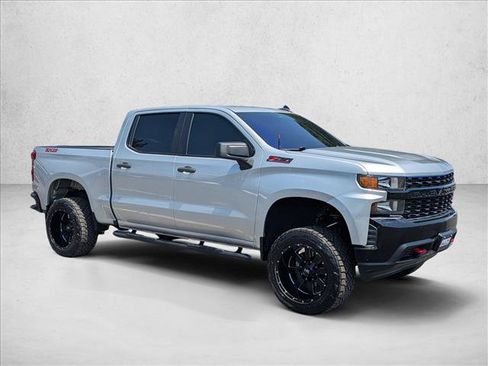 Used 2020 Chevrolet Silverado 1500 Custom Trail Boss w/ Custom Convenience Package AWD/4WD image 3