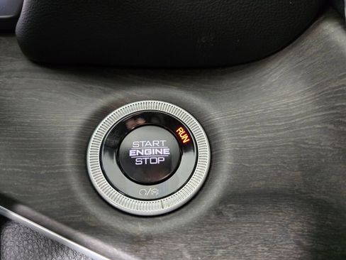 New 2025 Jeep Grand Cherokee Limited w/ Black Appearance Package image 20