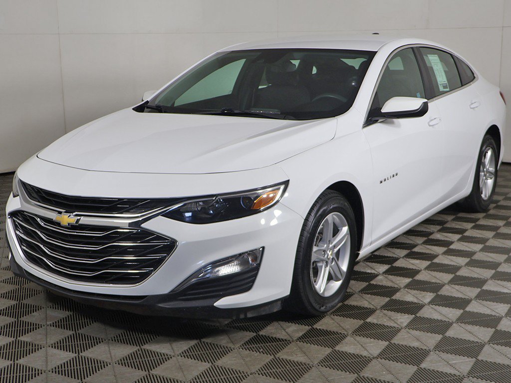 Used 2024 Chevrolet Malibu LS w/ Driver Confidence Package FWD image 6