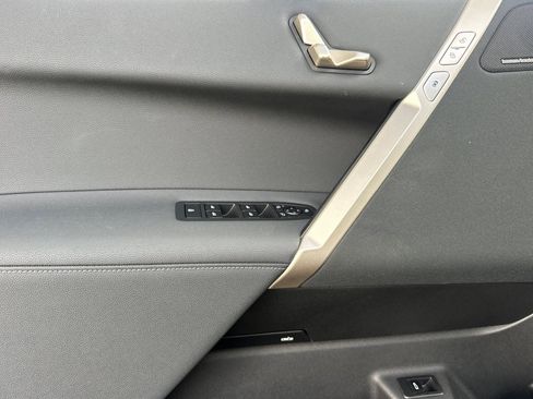 Used 2025 BMW iX xDrive50 w/ Sport Package image 12