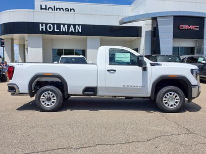 New 2026 GMC Sierra 2500 Pro w/ Convenience Package