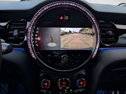 Used 2023 MINI Cooper Cooper image 14