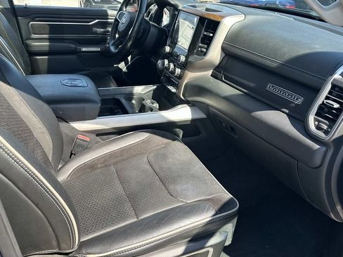 Used 2022 RAM 1500 Laramie AWD/4WD image 14