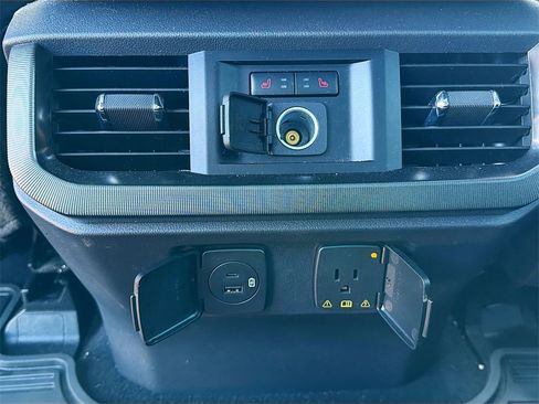 Used 2023 Ford F150 Platinum w/ Equipment Group 701A High image 27