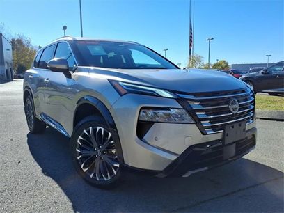 Certified 2024 Nissan Rogue Platinum w/ Platinum Premium Package