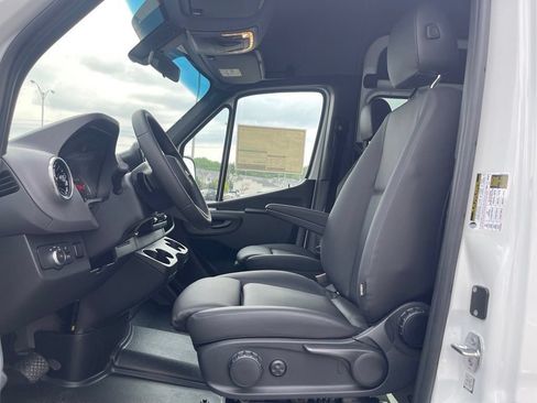 New 2026 Mercedes-Benz Sprinter 2500 image 6