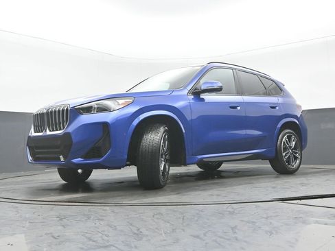 Used 2023 BMW X1 xDrive28i w/ Premium Package image 29