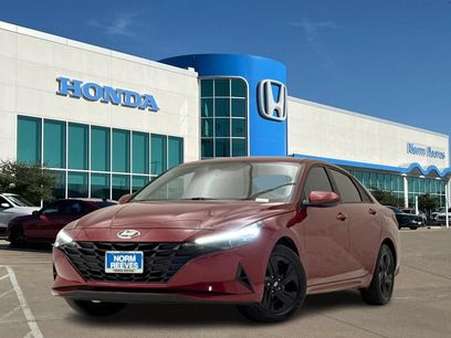 Used 2023 Hyundai Elantra Blue