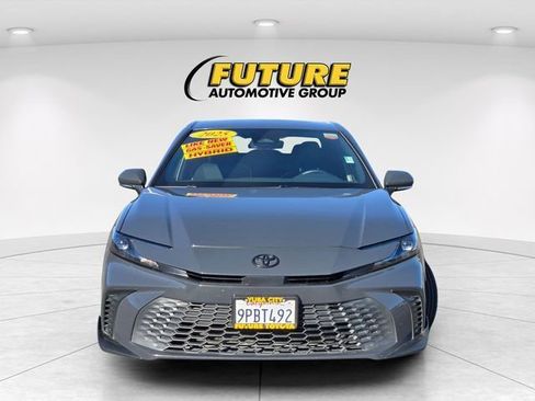 Certified 2025 Toyota Camry SE w/ Convenience Package FWD image 2
