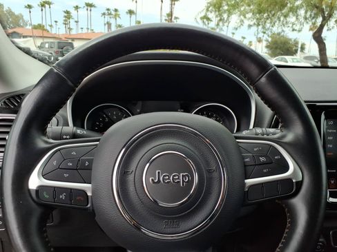 Used 2019 Jeep Compass Limited AWD/4WD image 26