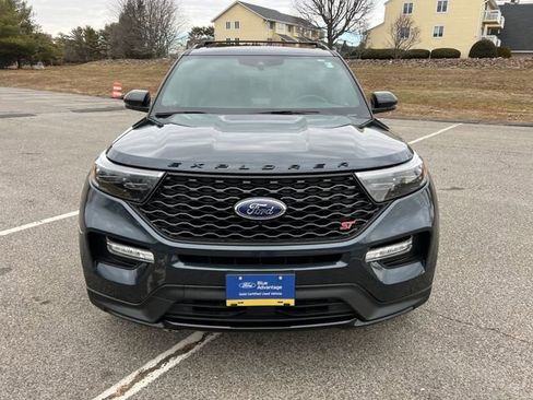 Used 2023 Ford Explorer ST w/ Equipment Group 401A image 3