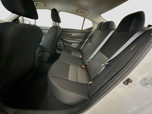 Used 2024 Nissan Sentra SV FWD image 27