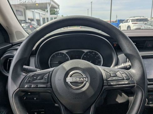 Used 2024 Nissan Kicks S FWD image 20