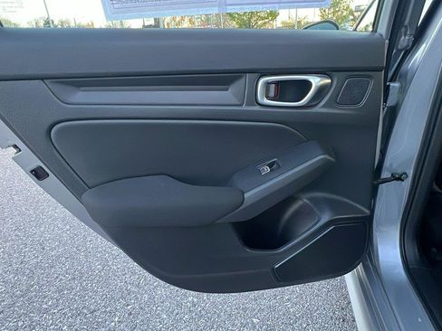 Used 2023 Honda Civic EX image 17