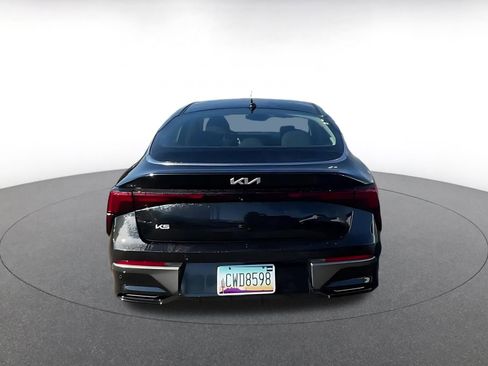 Used 2021 Toyota Camry SE image 12