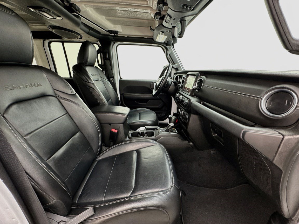 Used 2021 Jeep Wrangler Unlimited Sahara AWD/4WD image 19