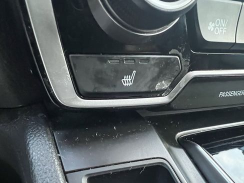 Used 2018 Honda CR-V Touring image 40