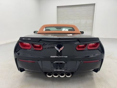 Used 2015 Chevrolet Corvette Stingray Convertible w/ 3LT Preferred Equipment Group RWD image 6