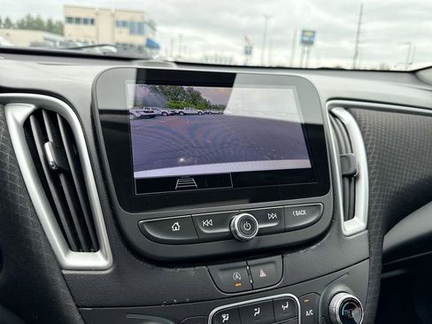 Certified 2024 Chevrolet Malibu LT image 17