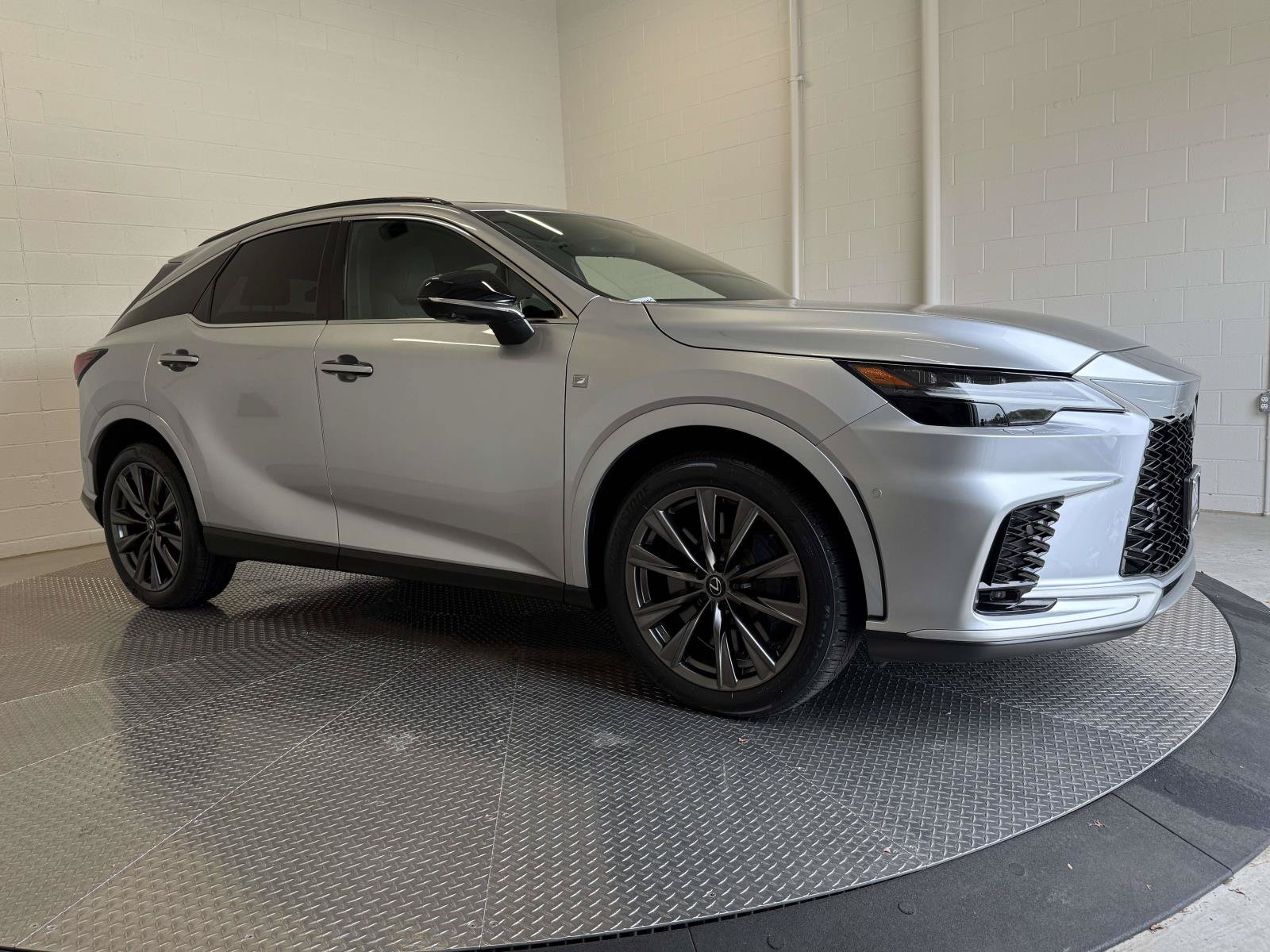 Used 2024 Lexus RX 350 F Sport w/ Convenience Package AWD/4WD image 9