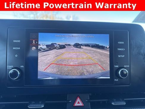 Used 2024 Kia Sportage LX image 12