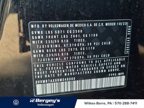Used 2024 Volkswagen Tiguan SE AWD/4WD image 31