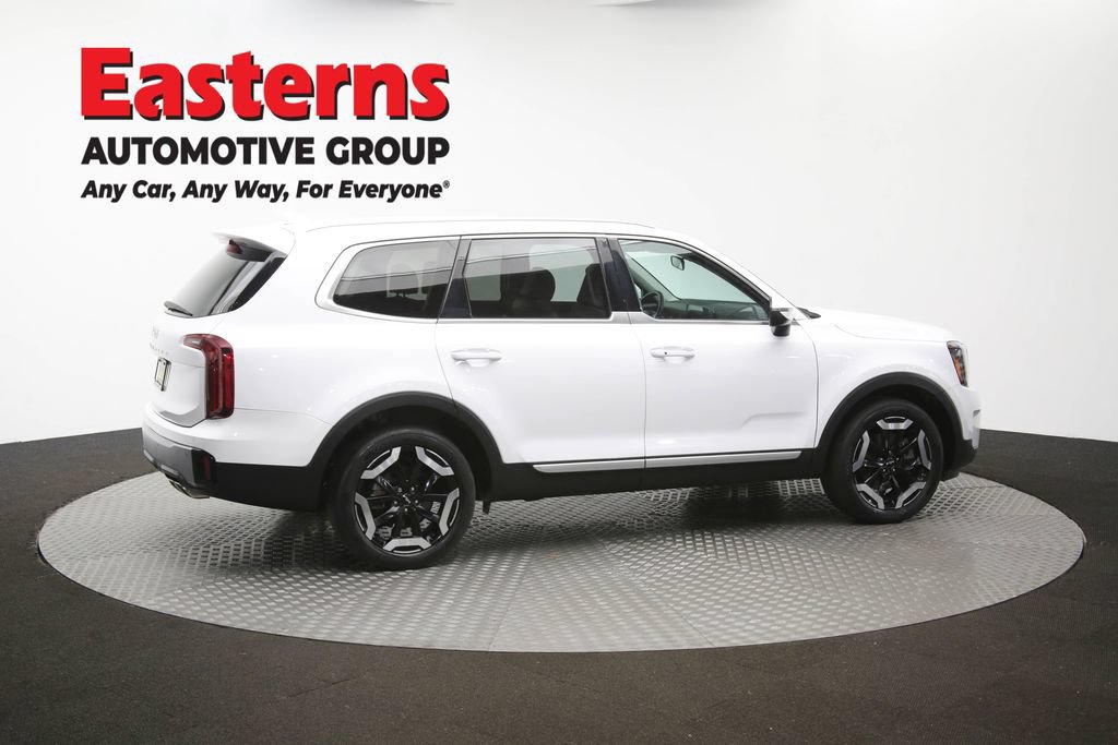 Used 2023 Kia Telluride S FWD image 46
