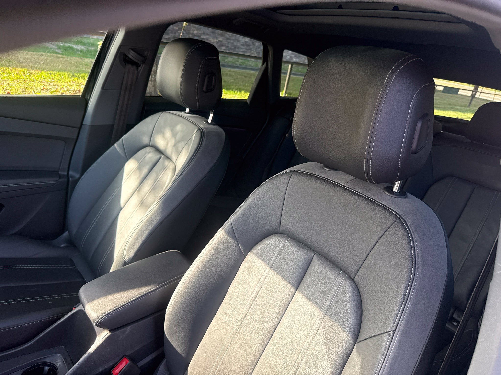 Used 2023 Audi Q4 e-tron Premium Plus w/ Premium Plus RWD image 12