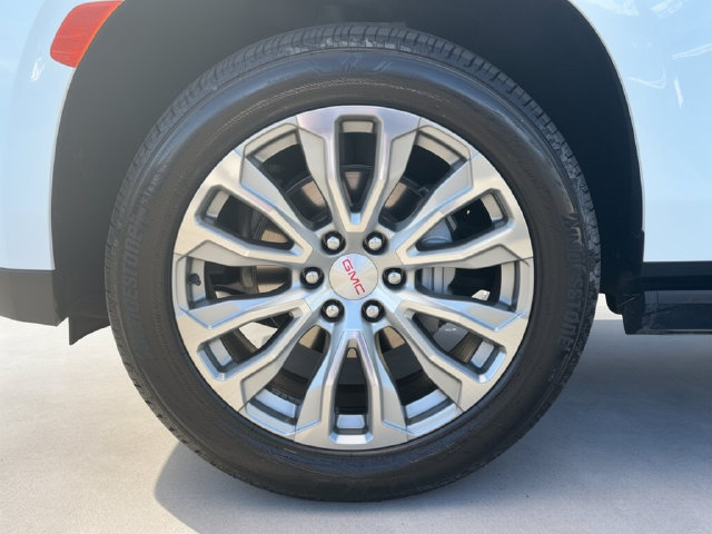 Used 2023 GMC Yukon Denali AWD/4WD image 11