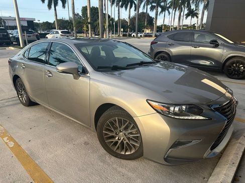 Used 2018 Lexus ES 350 w/ Navigation System Package FWD image 1