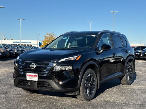 New 2026 Nissan Rogue SV w/ SV Premium Package image 2