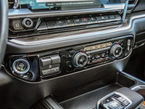 Used 2022 Chevrolet Silverado 1500 RST image 30