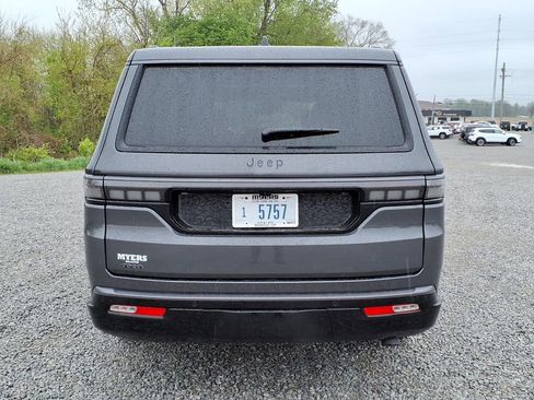 New 2026 Jeep Grand Wagoneer L Limited AWD/4WD image 6