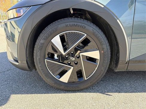 New 2026 Hyundai Ioniq 5 SEL image 11