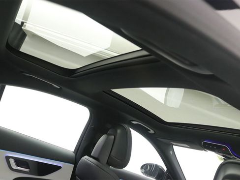 New 2026 Mercedes-Benz E 53 AMG e 4MATIC Sedan image 14