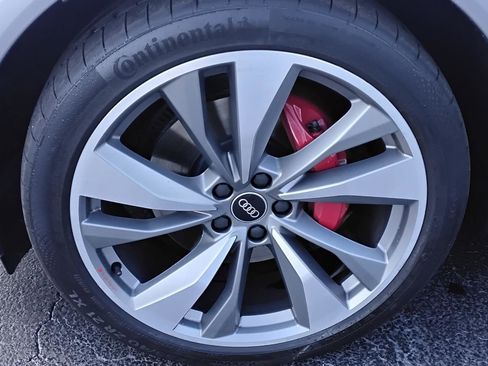 Used 2023 Audi SQ5 Premium Plus w/ Premium Plus Package image 13