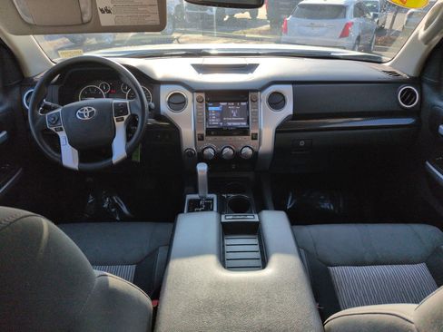 Used 2014 Toyota Tundra SR5 image 17