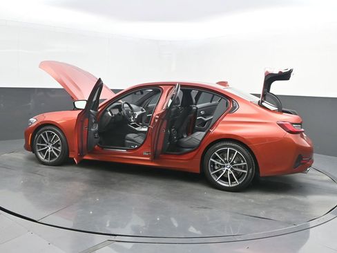 Used 2022 BMW 330i Sedan w/ Premium Package image 51