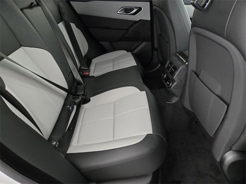 New 2026 Land Rover Range Rover Velar Dynamic SE image 17