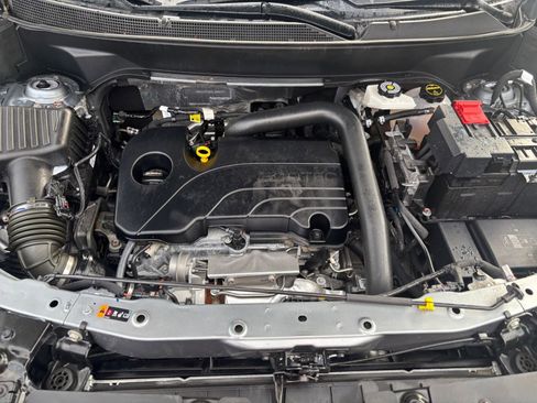 Used 2025 Chevrolet Equinox LT image 30